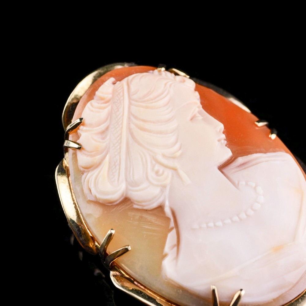 9K Gold Cameo Brooch with Hand Engraved Maiden Head View VI