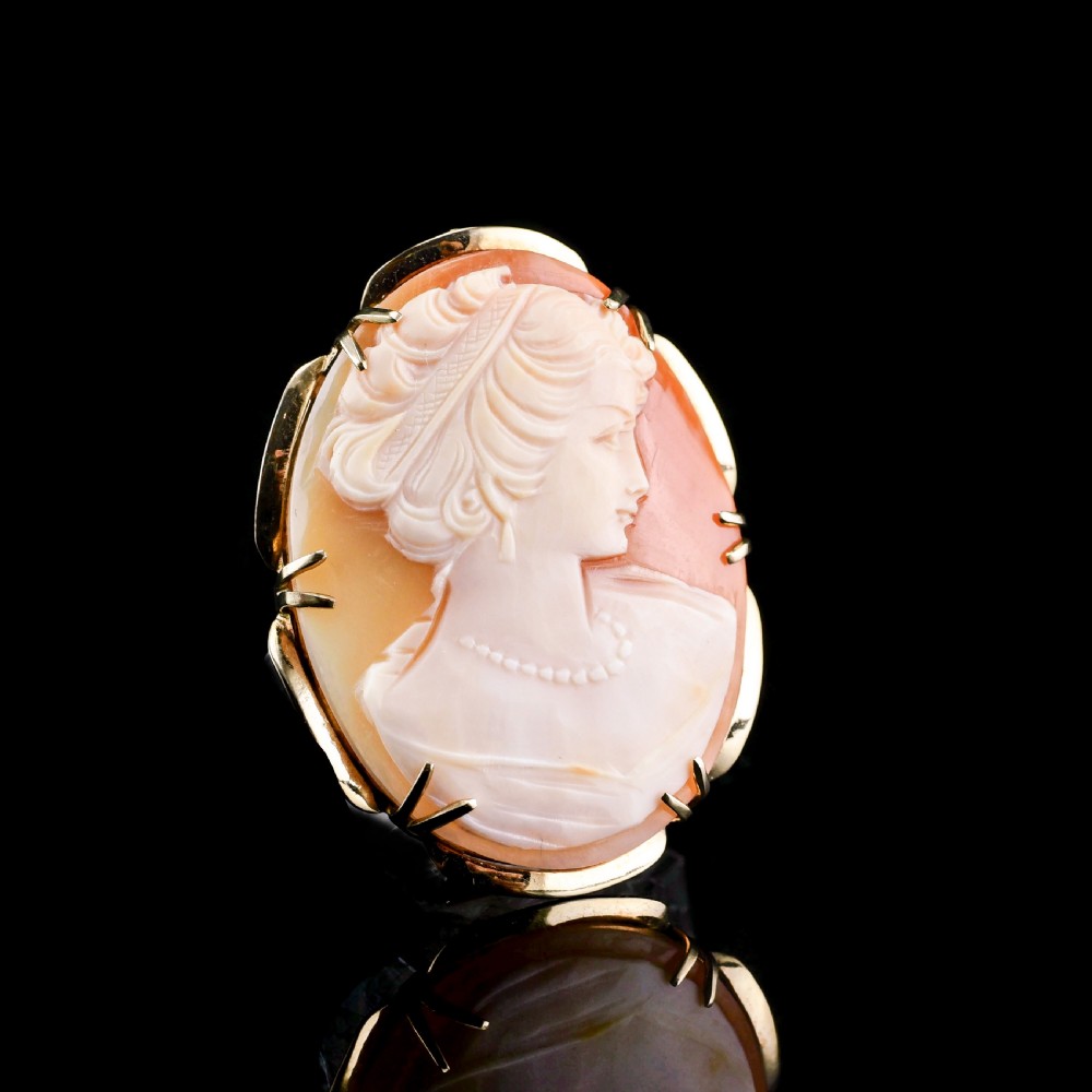 9K Gold Cameo Brooch with Hand Engraved Maiden Head View IX