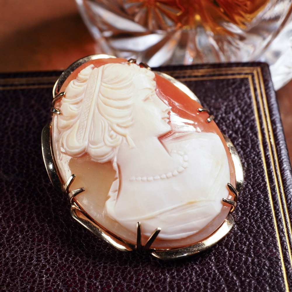 9K Gold Cameo Brooch with Hand Engraved Maiden Head View XI