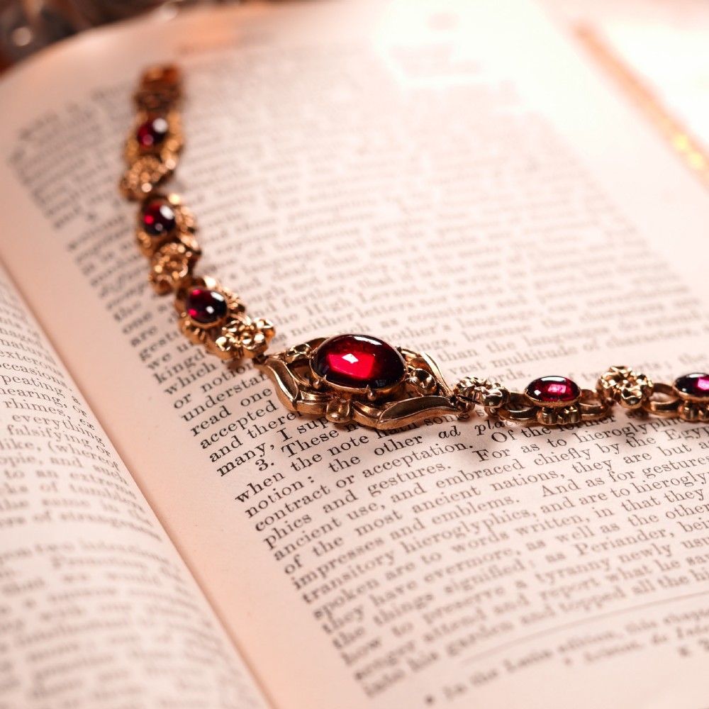 Antique Victorian 18ct Gold Garnet Cabochon Flower Bracelet - c.1840 View III