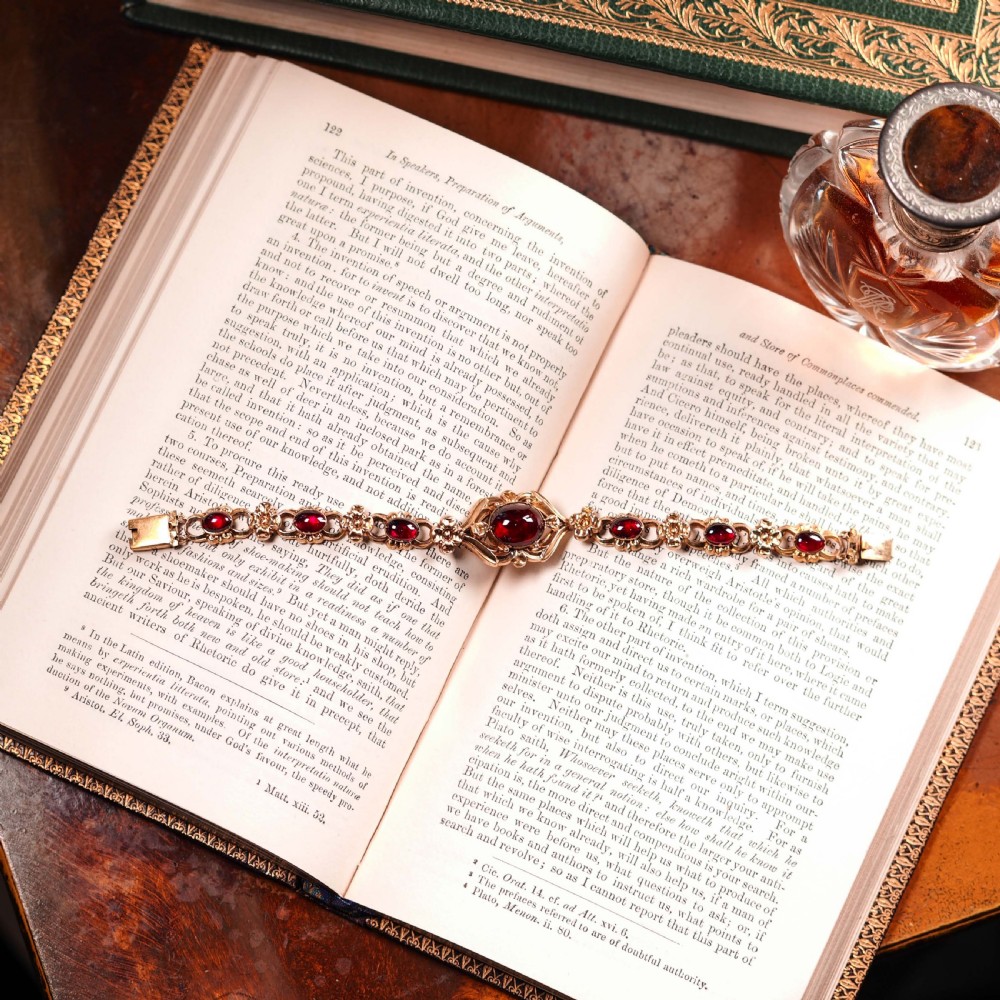 Antique Victorian 18ct Gold Garnet Cabochon Flower Bracelet - c.1840 View XXI