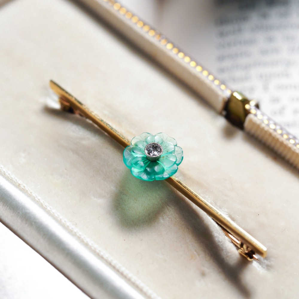 A Spectacular Chalcedony & Diamond 15ct Gold Brooch with Translucent Flower Design View III