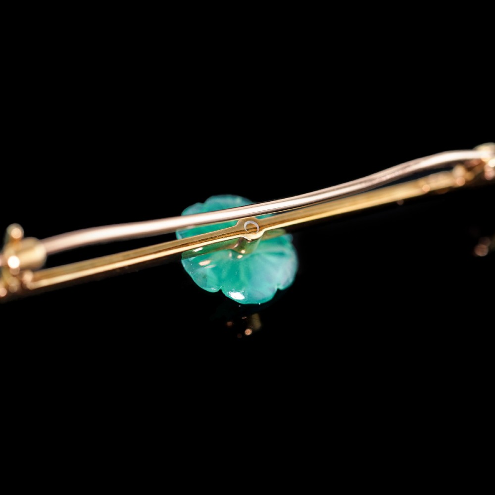 A Spectacular Chalcedony & Diamond 15ct Gold Brooch with Translucent Flower Design View XIV