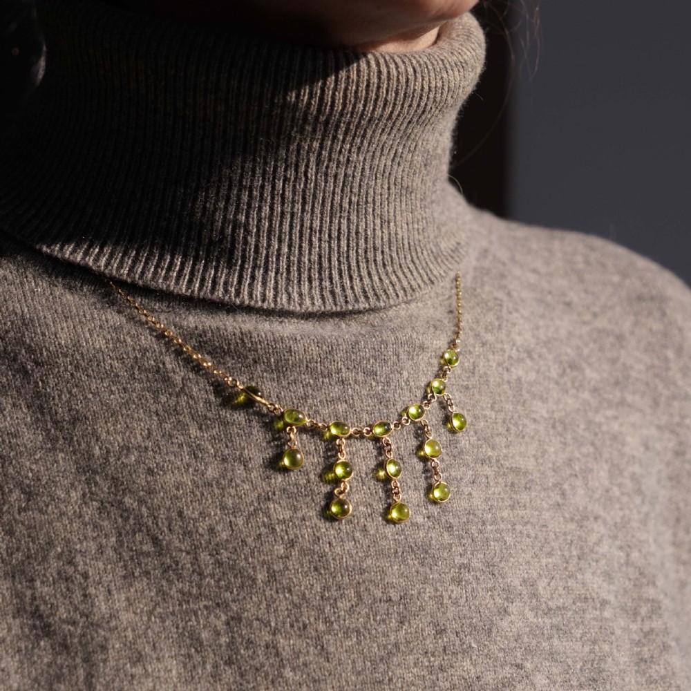 A Wonderful 9ct Gold Peridot Cabochon Cascade Drop Necklace View V