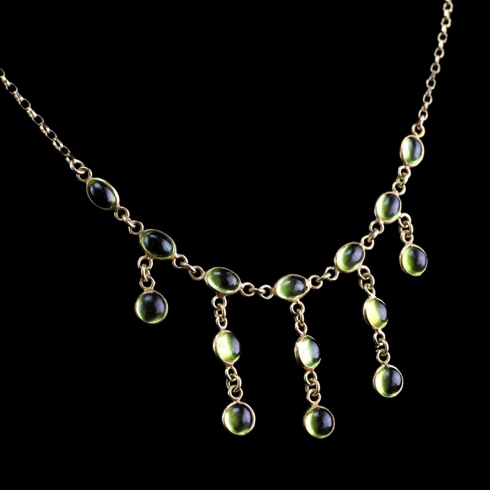 A Wonderful 9ct Gold Peridot Cabochon Cascade Drop Necklace View XVII