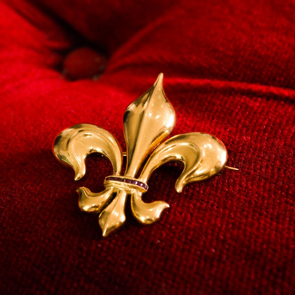 Antique Victorian Large 18K Gold & Ruby Fleur De Lis Brooch - c.1900 View XII