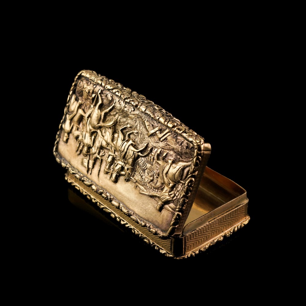 Antique Georgian Solid Silver Gilt Snuff Box Battle Scene Top - John Bettridge 1829 View XI