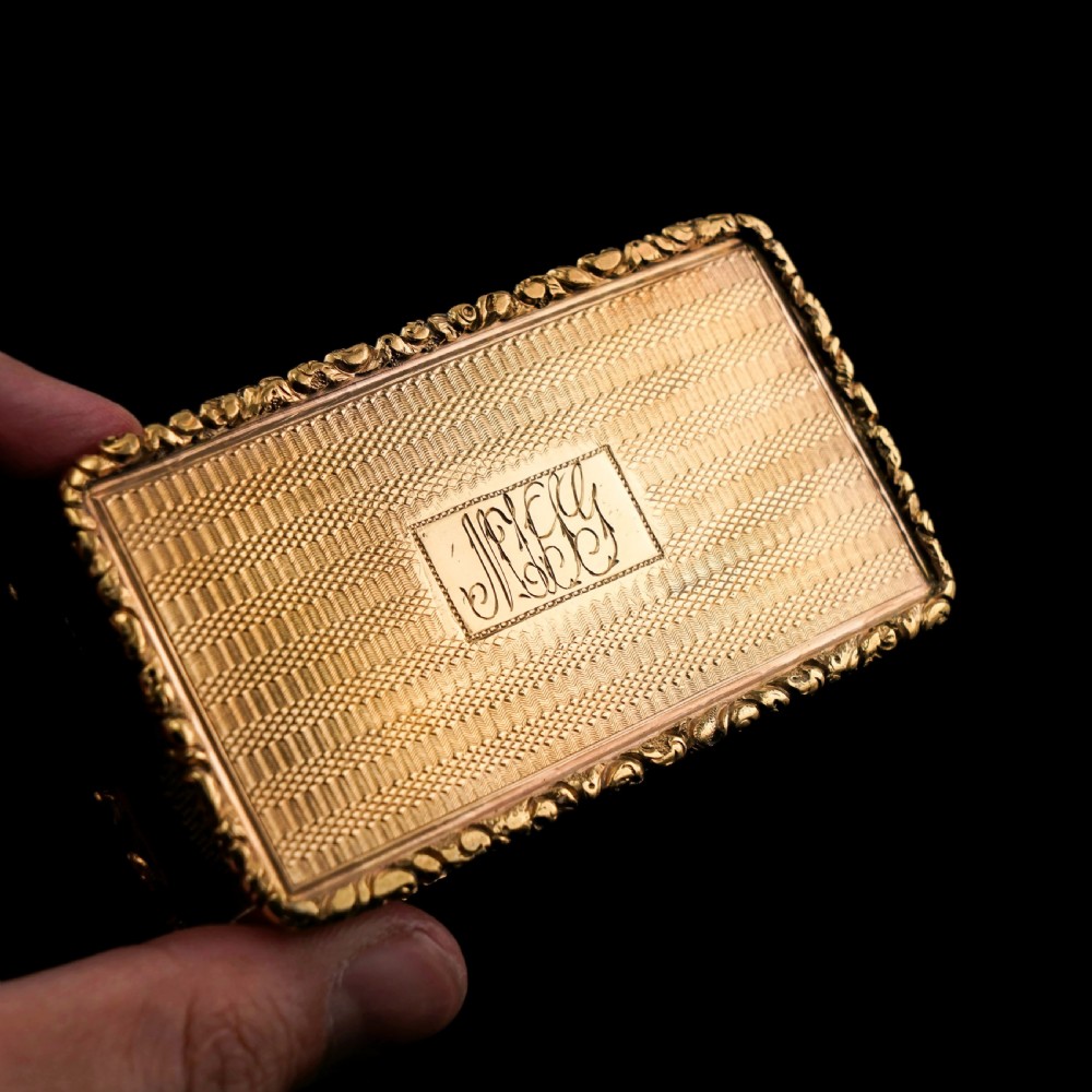 Antique Georgian Solid Silver Gilt Snuff Box Battle Scene Top - John Bettridge 1829 View XVIII