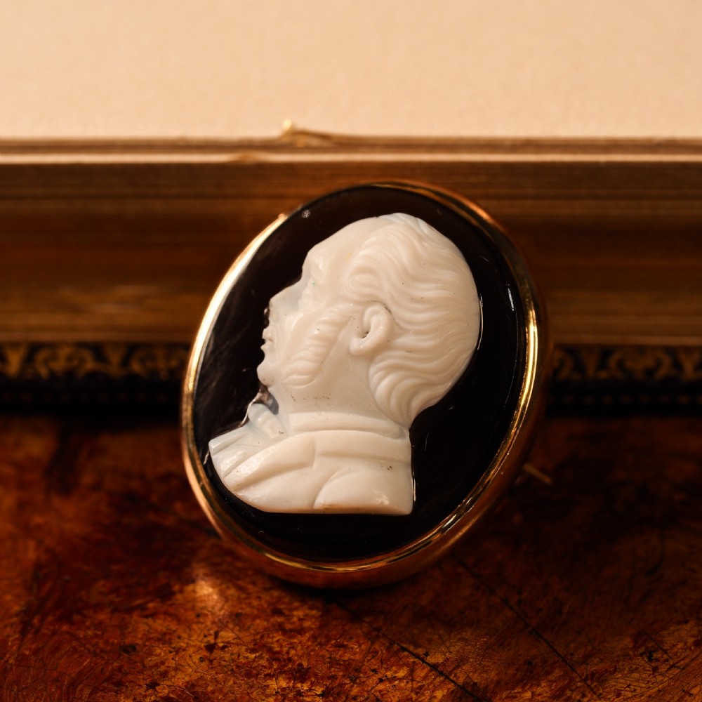 Antique Georgian/Victorian Hardstone Cameo with Engraved Gentleman's Portrait - c.1830-40 View XXV