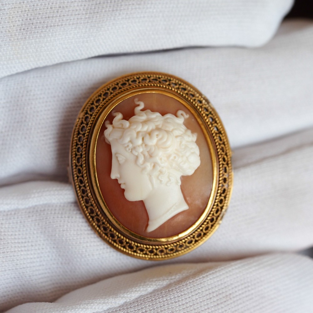 Antique Victorian 15ct Gold Carved Shell Cameo with Figural Lady Head - c.1890 View II
