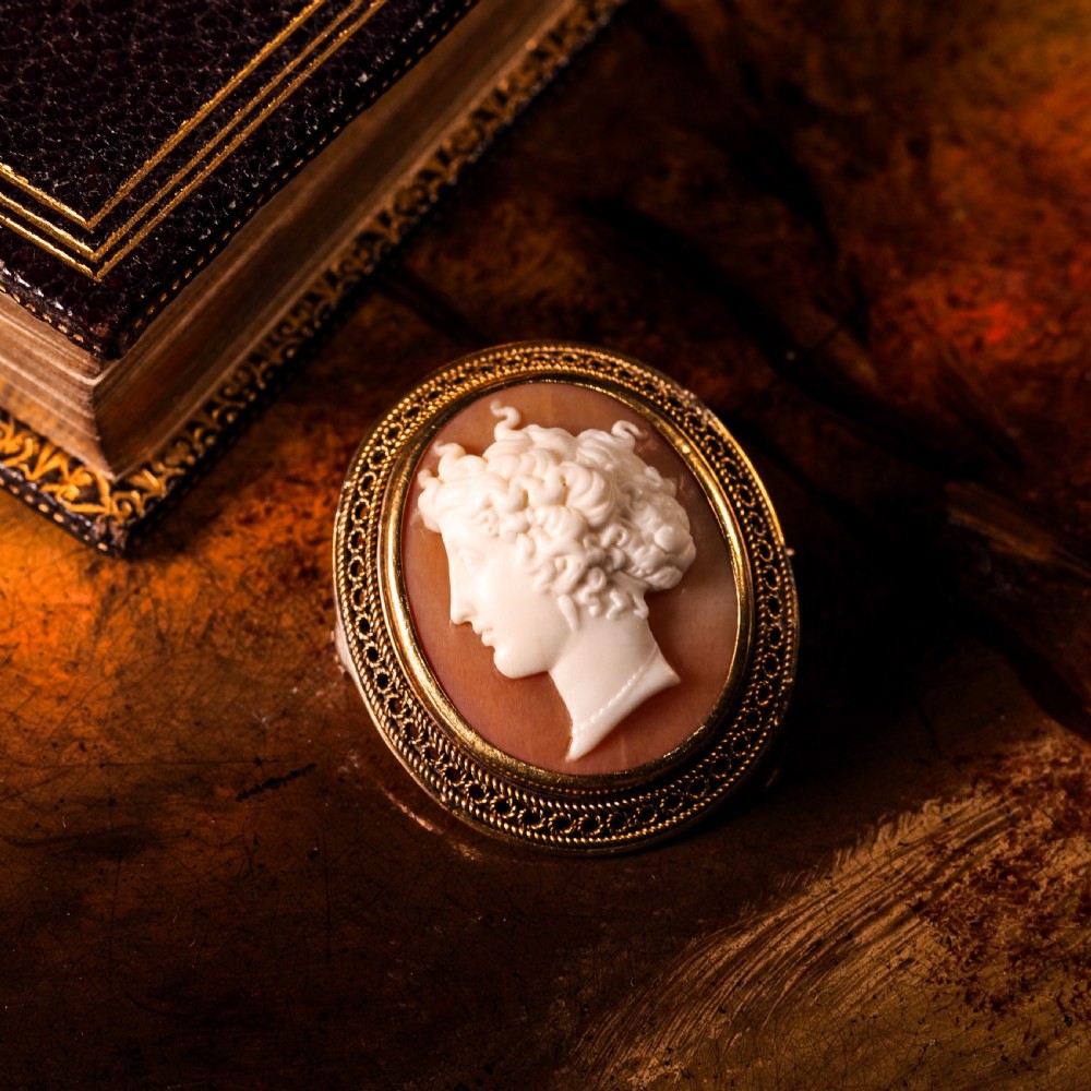 Antique Victorian 15ct Gold Carved Shell Cameo with Figural Lady Head - c.1890 View XXII