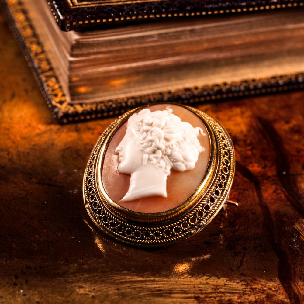 Antique Victorian 15ct Gold Carved Shell Cameo with Figural Lady Head - c.1890 View XXIII