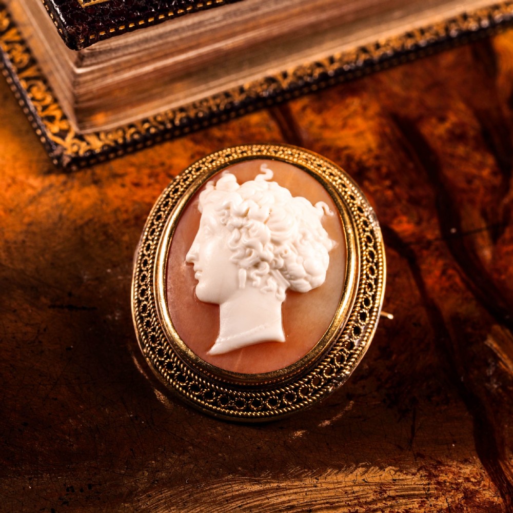 Antique Victorian 15ct Gold Carved Shell Cameo with Figural Lady Head - c.1890 View XXIV
