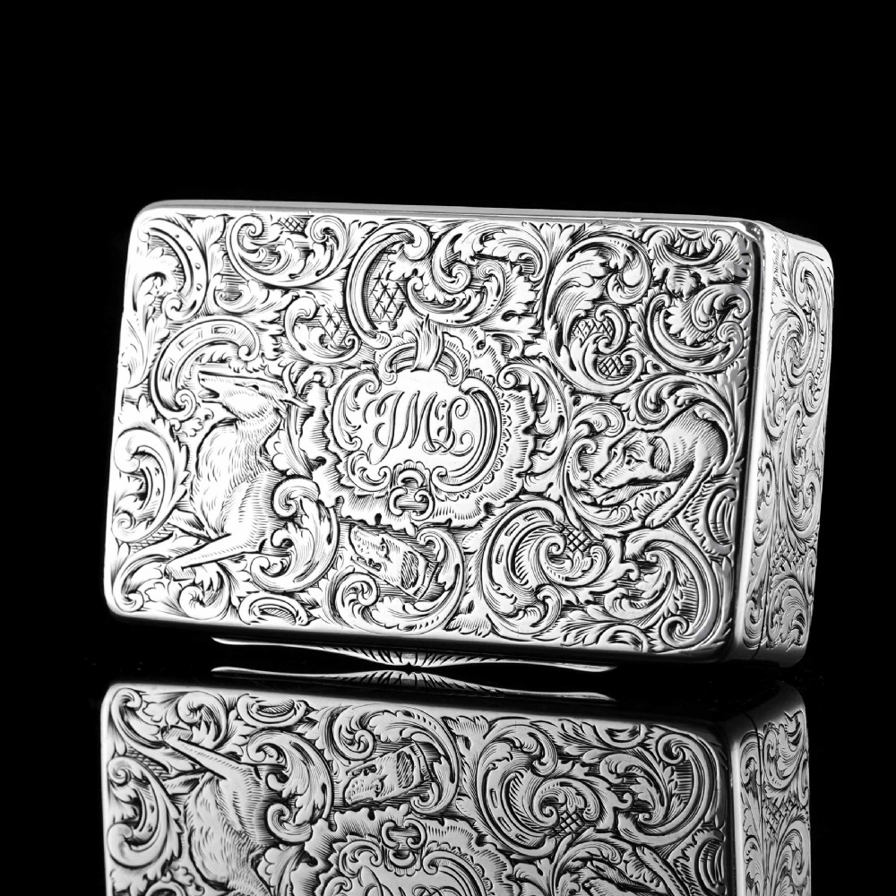 Antique Solid Silver Snuff Box with Marvellous Hunting Forest Scene Engraving - Charles Rawlings & William Summers 1837 View III