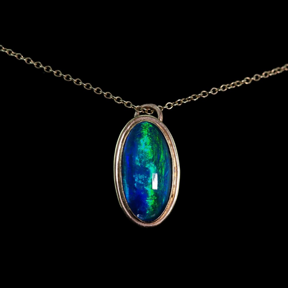 9ct Gold Blue/Green Ammolite Pendant & Chain Necklace View IX