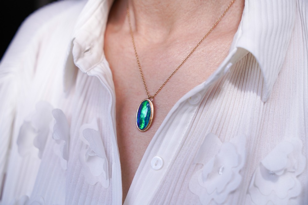 9ct Gold Blue/Green Ammolite Pendant & Chain Necklace View XV