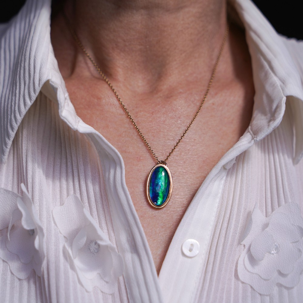 9ct Gold Blue/Green Ammolite Pendant & Chain Necklace View XVI
