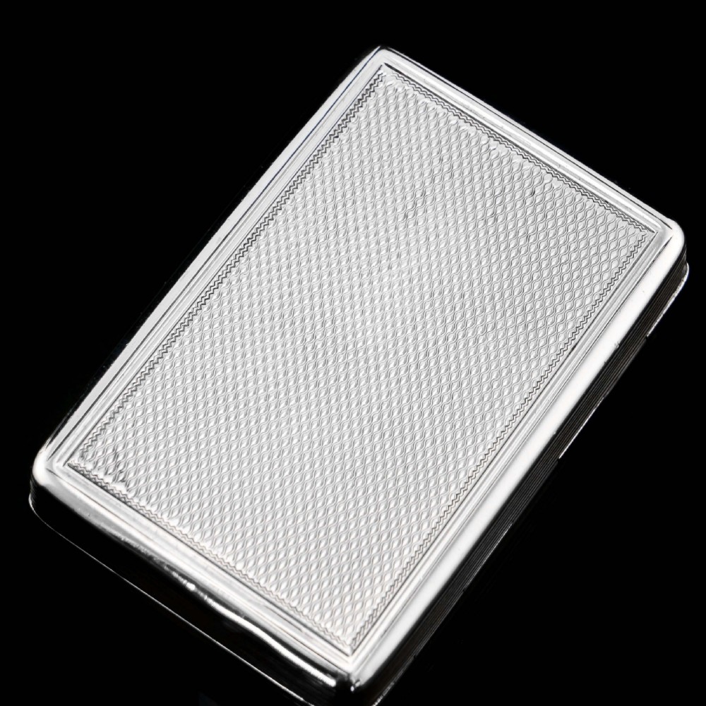 Antique Georgian Silver Snuff Box with Floral Border - Thomas Wilkes Barker 1824 View XII