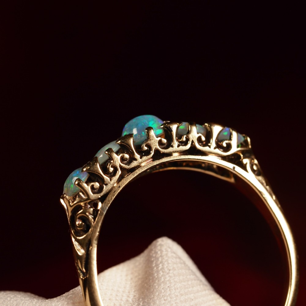 Antique Opal 14ct Gold Ring with 5 Cabochons & Fleur-de-lis Setting - Victorian c.1890 View III
