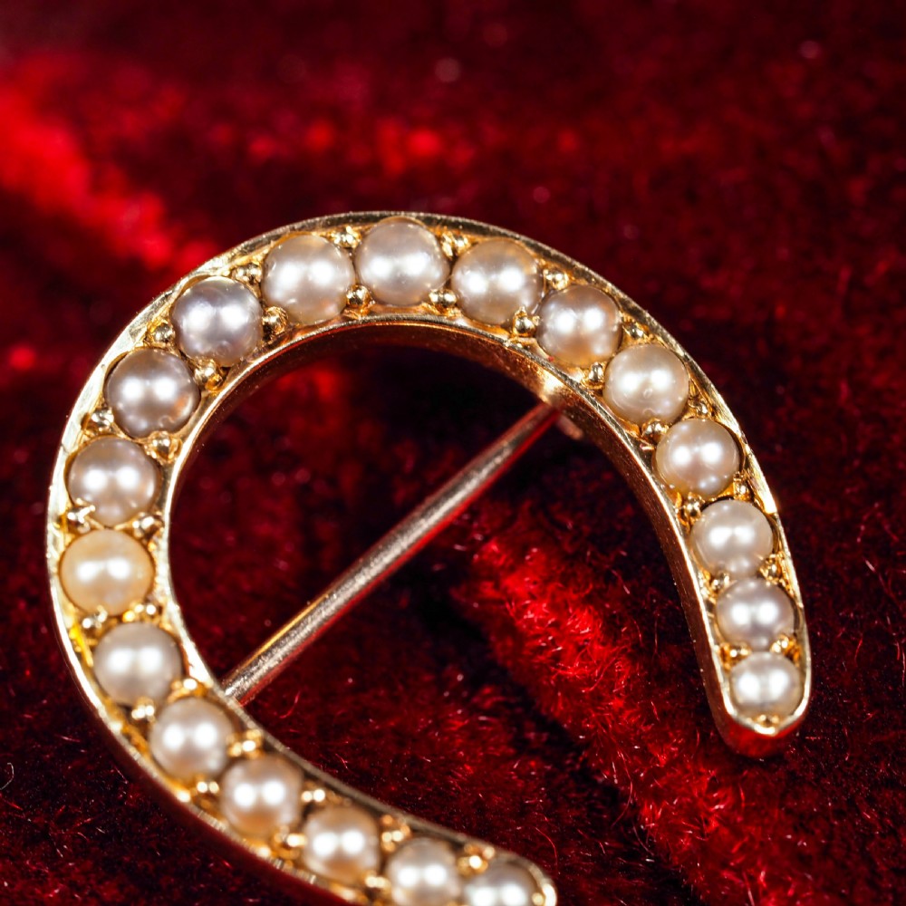Antique Victorian 14ct Gold Horseshoe Pearl Brooch/Pin - c.1860 View II