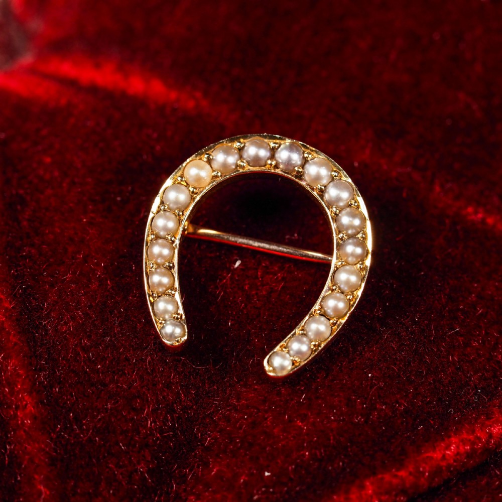 Antique Victorian 14ct Gold Horseshoe Pearl Brooch/Pin - c.1860 View X