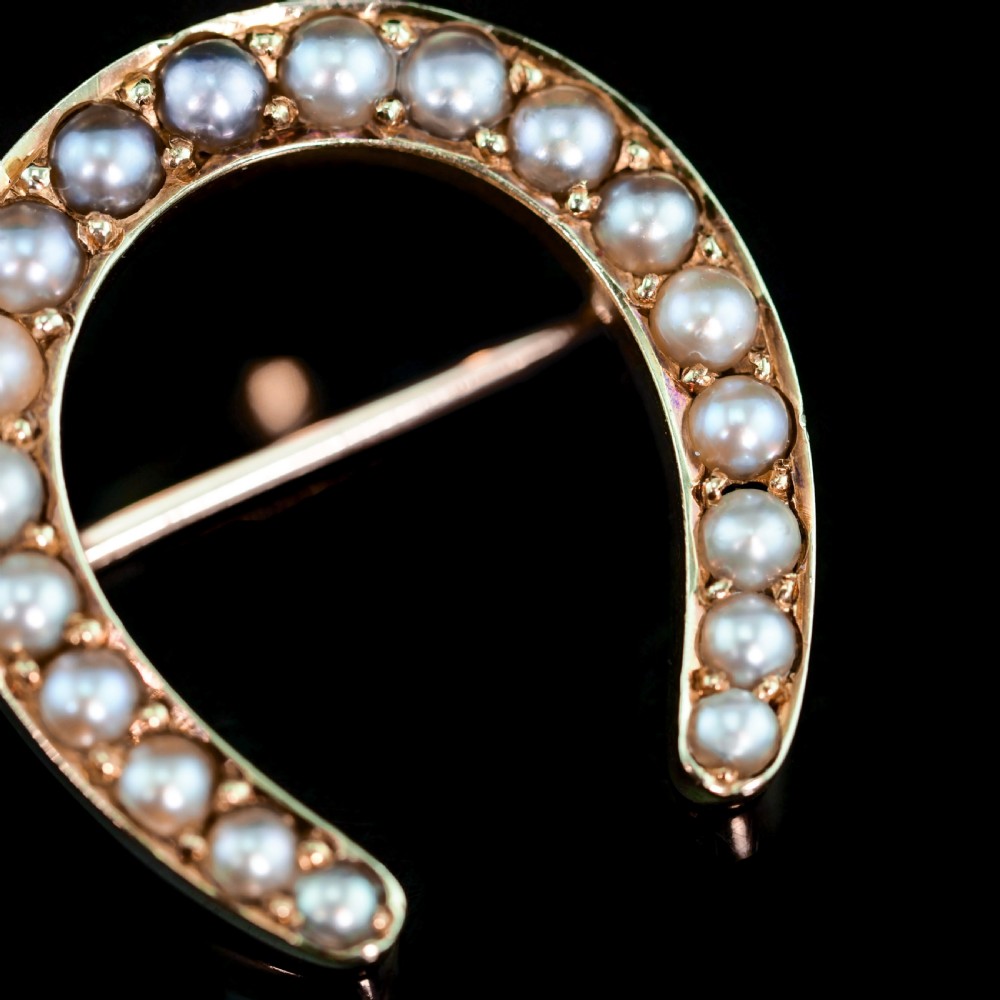 Antique Victorian 14ct Gold Horseshoe Pearl Brooch/Pin - c.1860 View XVI
