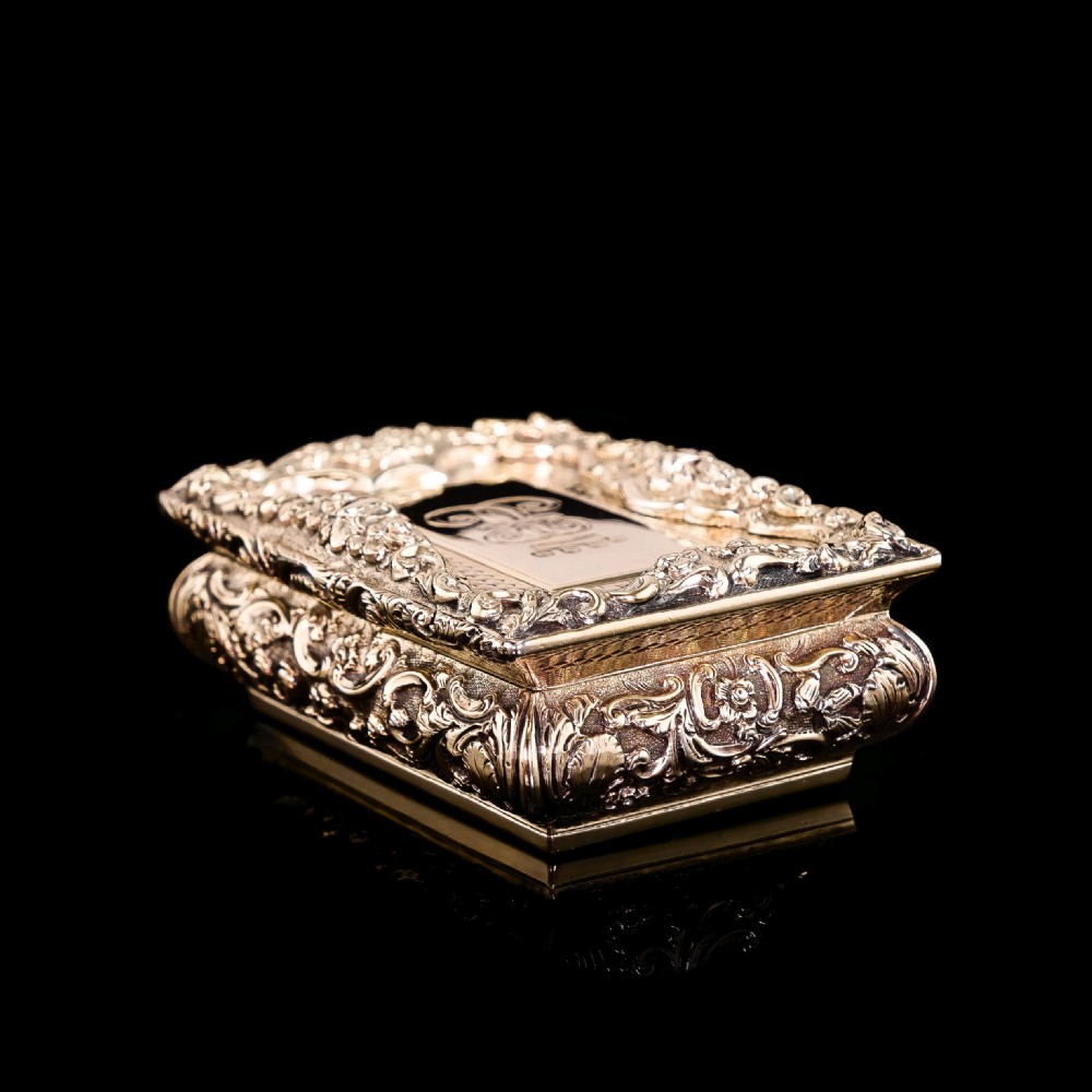 Antique Silver Gilt Table Snuff Box - Yapp & Woodward 1847 View V