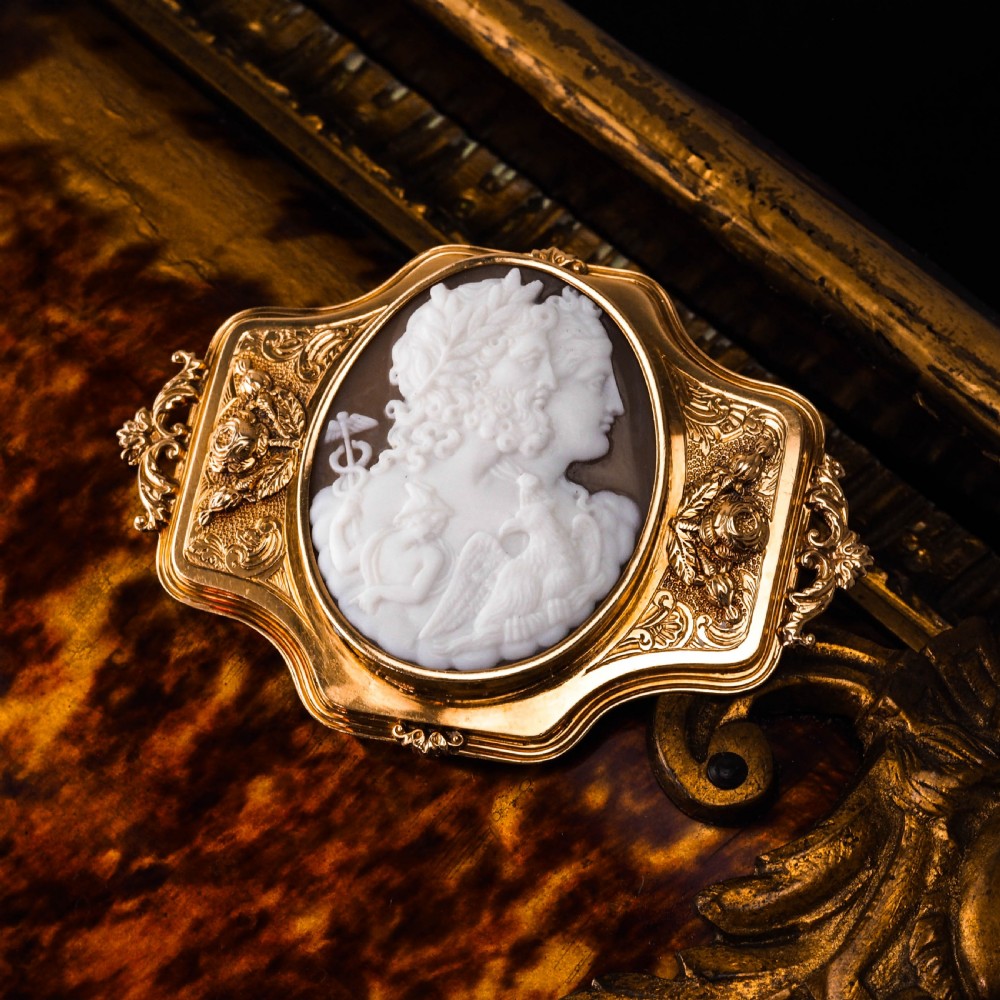 Large Antique 18ct Gold Cameo Brooch, Greek Mythological Figures - c.1860 View III