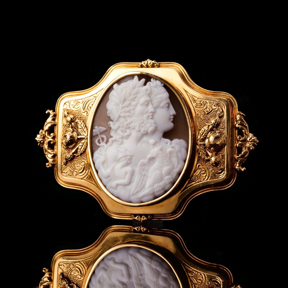 Large Antique 18ct Gold Cameo Brooch, Greek Mythological Figures - c.1860 View VI