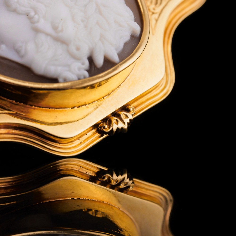 Large Antique 18ct Gold Cameo Brooch, Greek Mythological Figures - c.1860 View XII