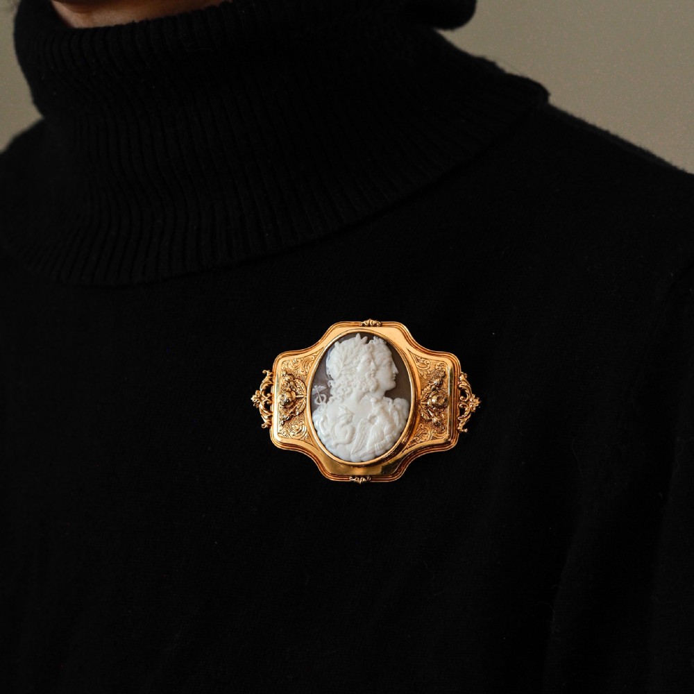Large Antique 18ct Gold Cameo Brooch, Greek Mythological Figures - c.1860 View XVI