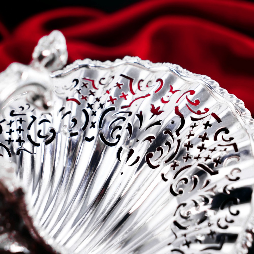 Antique Solid Silver Rococo Shell Dish in the Manner of Paul de Lamerie - 1908 View XI