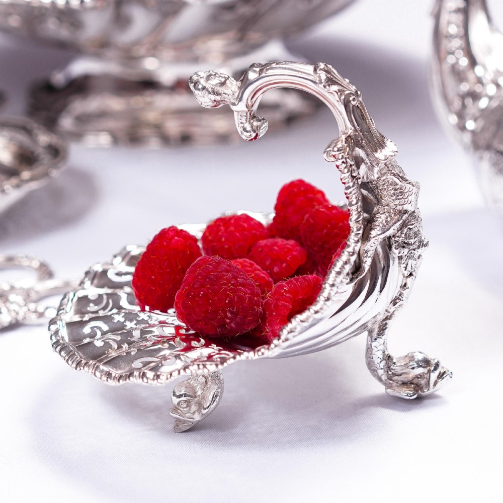 Antique Solid Silver Rococo Shell Dish in the Manner of Paul de Lamerie - 1908 View XX