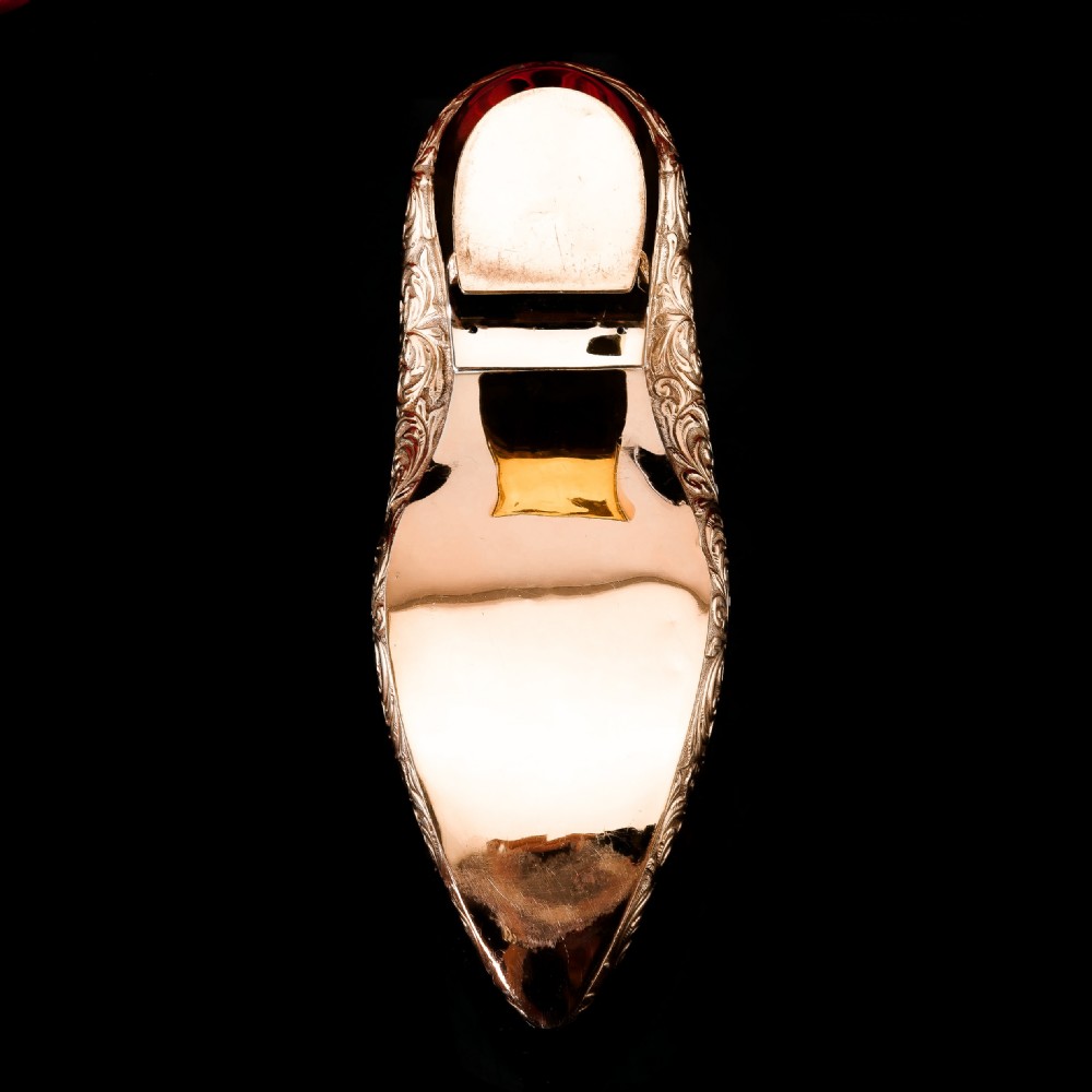 Large Antique Solid Sterling Silver Gilt Ribbon Shoe - Chester 1913 View XI