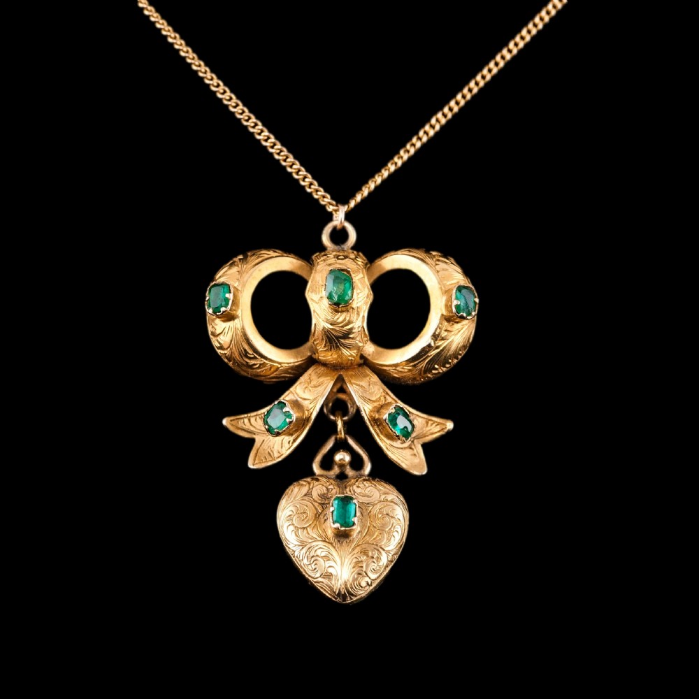 Antique Victorian Emerald 18ct Gold Bow Heart Pendant Necklace - c.1880 View VI