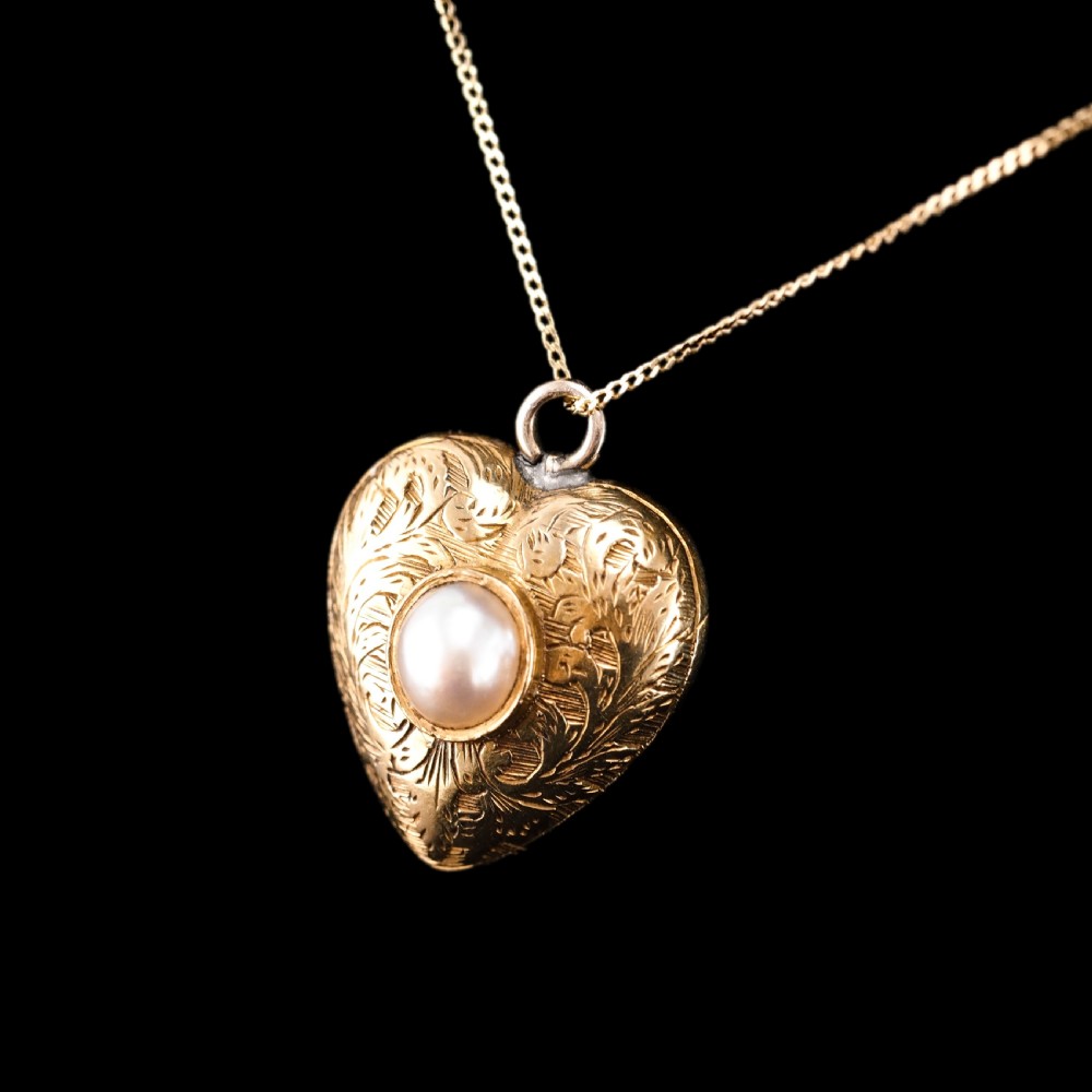 Antique Victorian 18ct Gold Heart Shaped Charm Pendant with Pearl - c.1890 View XIV