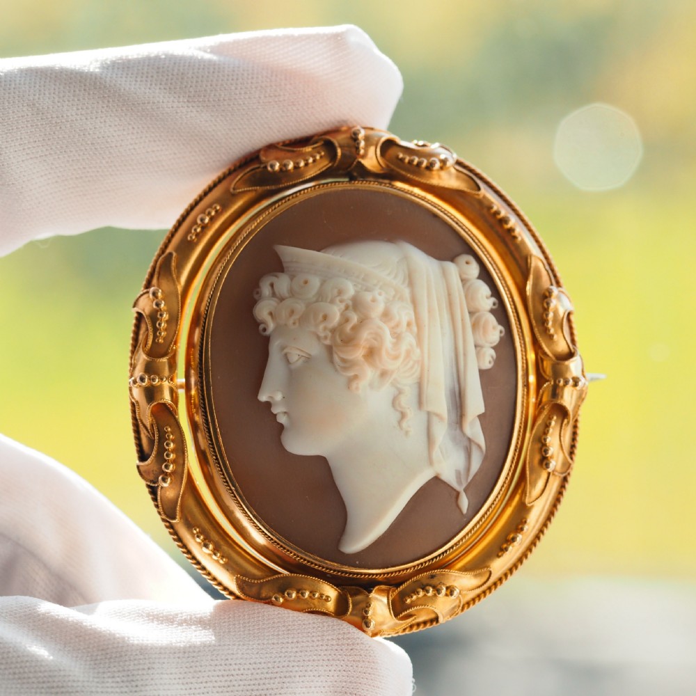 Antique Victorian Large 18K Gold Cameo Brooch Pendant Locket - c.1860 View III