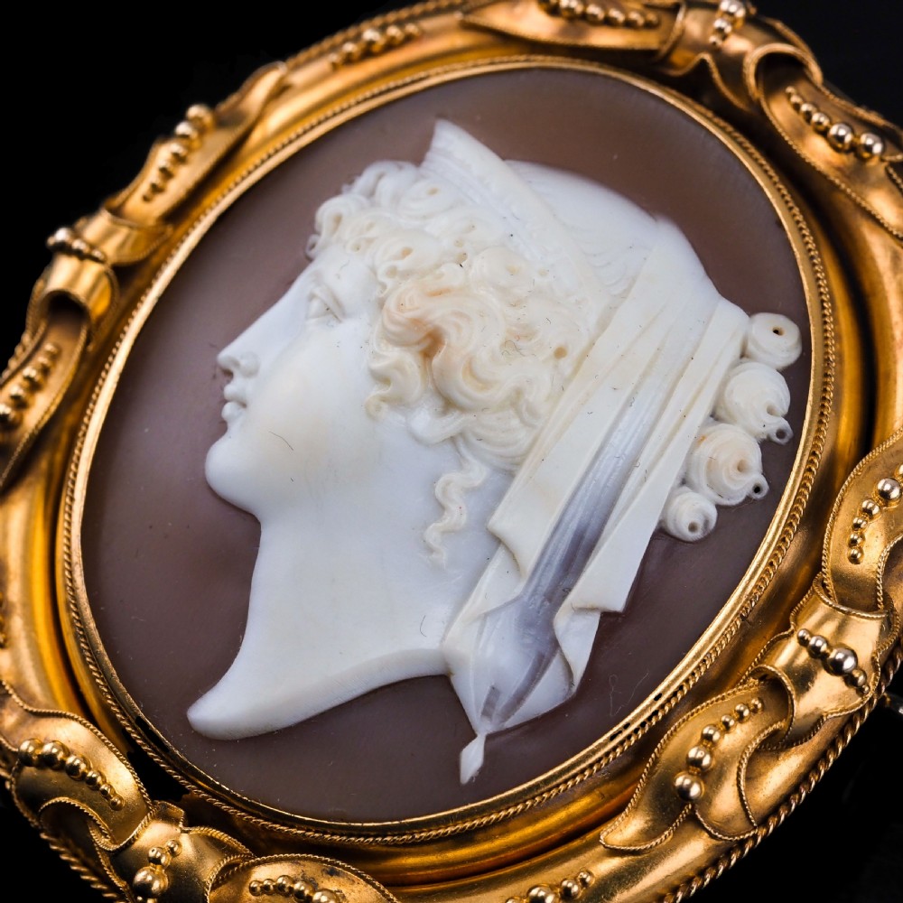 Antique Victorian Large 18K Gold Cameo Brooch Pendant Locket - c.1860 View IV