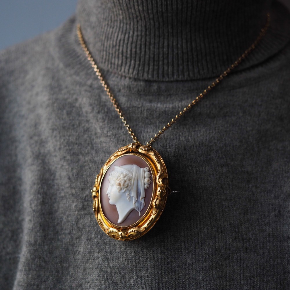 Antique Victorian Large 18K Gold Cameo Brooch Pendant Locket - c.1860 View XIV