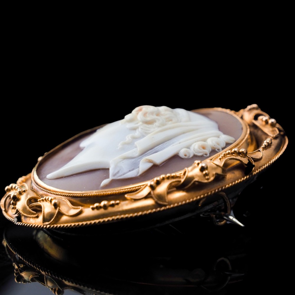 Antique Victorian Large 18K Gold Cameo Brooch Pendant Locket - c.1860 View XXIX
