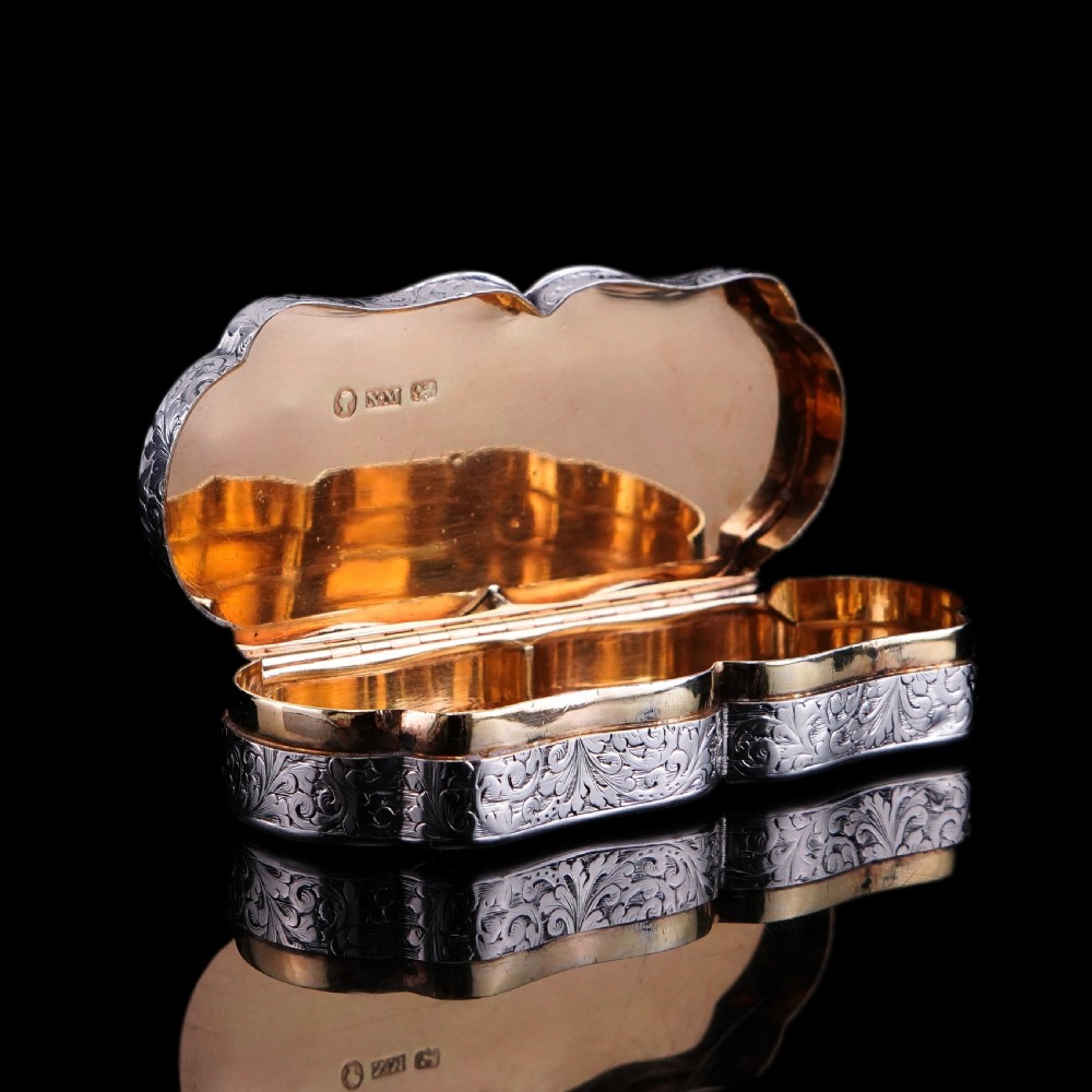 Antique Victorian Solid Silver Snuff Box with Scrolled Acanthus Engravings - Nathaniel Mills 1840 View XIII