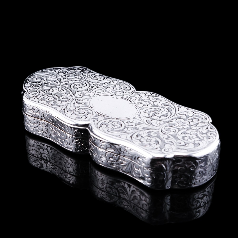 Antique Victorian Solid Silver Snuff Box with Scrolled Acanthus Engravings - Nathaniel Mills 1840 View XV