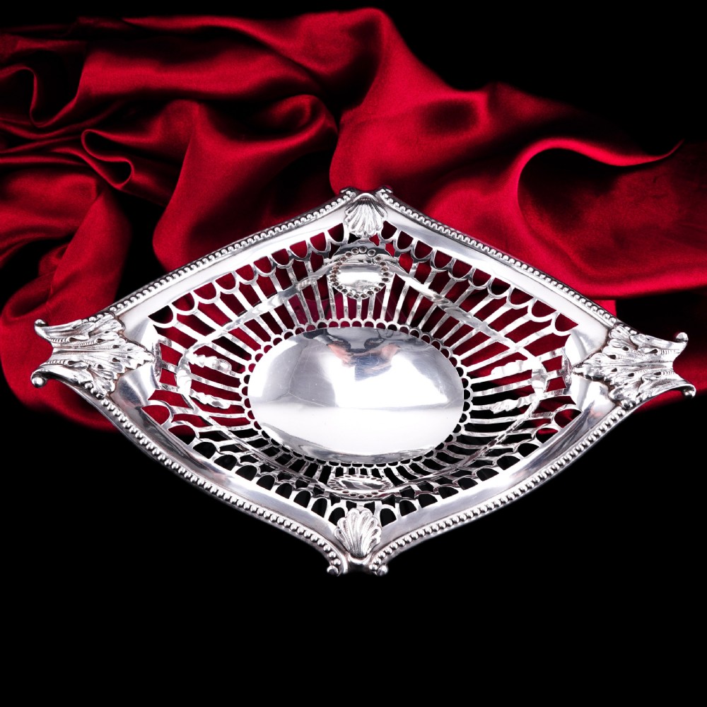 Antique Victorian Solid Silver Bowl/Basket in Neoclassical Style - William Hutton & Sons 1899 View XII