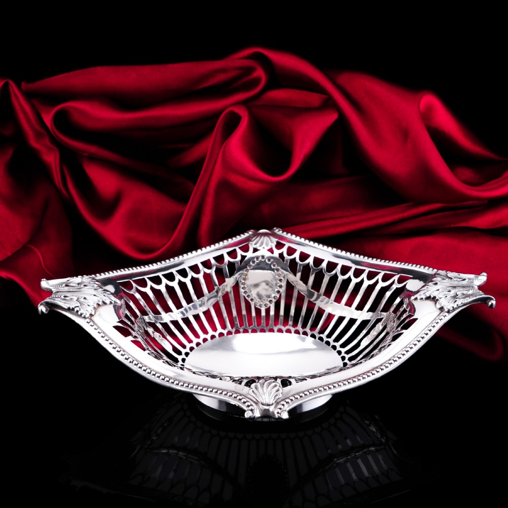 Antique Victorian Solid Silver Bowl/Basket in Neoclassical Style - William Hutton & Sons 1899 View XVI