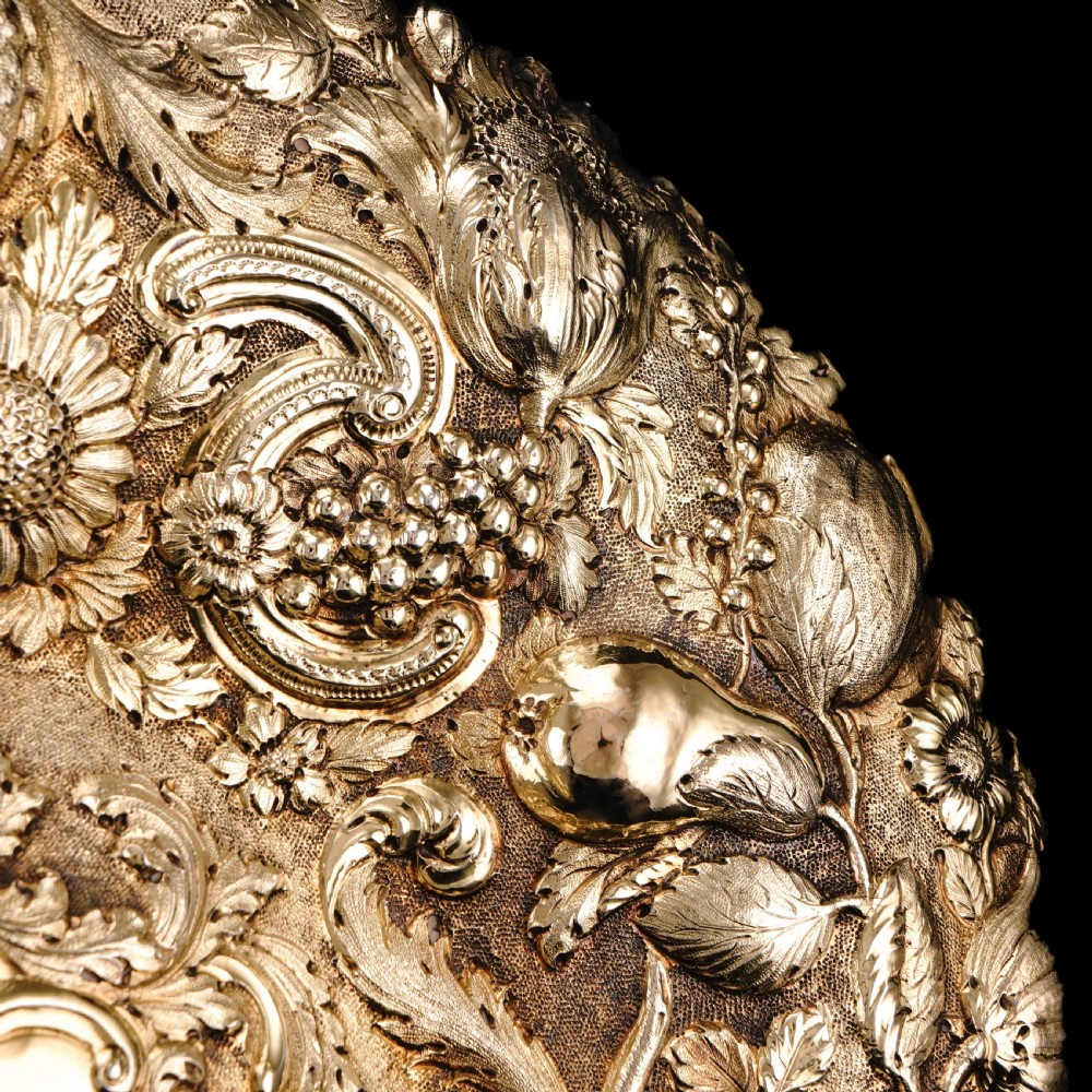 Antique Georgian Solid Silver Gilt Charger/Sideboard Dish Baronet Coat of Arms - London 1809 View XXIII