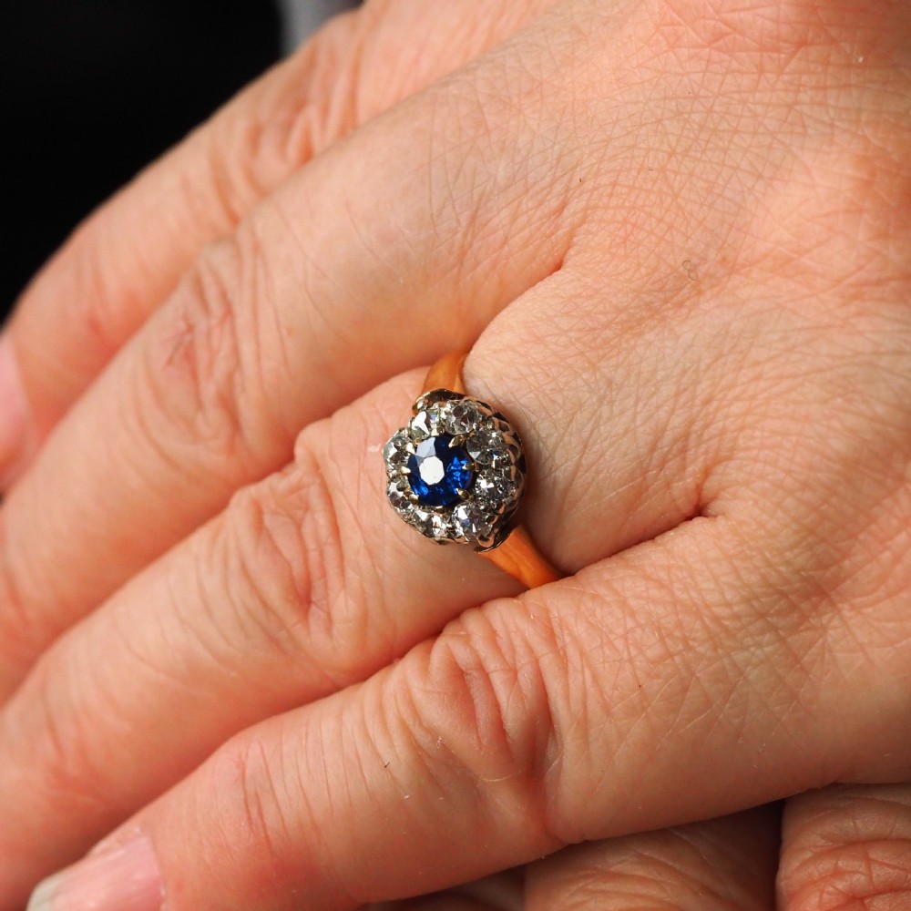 Antique Victorian Sapphire & Diamond 18ct Gold Cluster Ring - c.1900 View IX