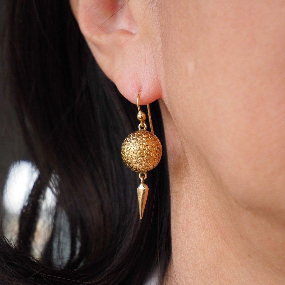 Antique Victorian 18ct Gold Earrings Etruscan Style - c.1880 View III