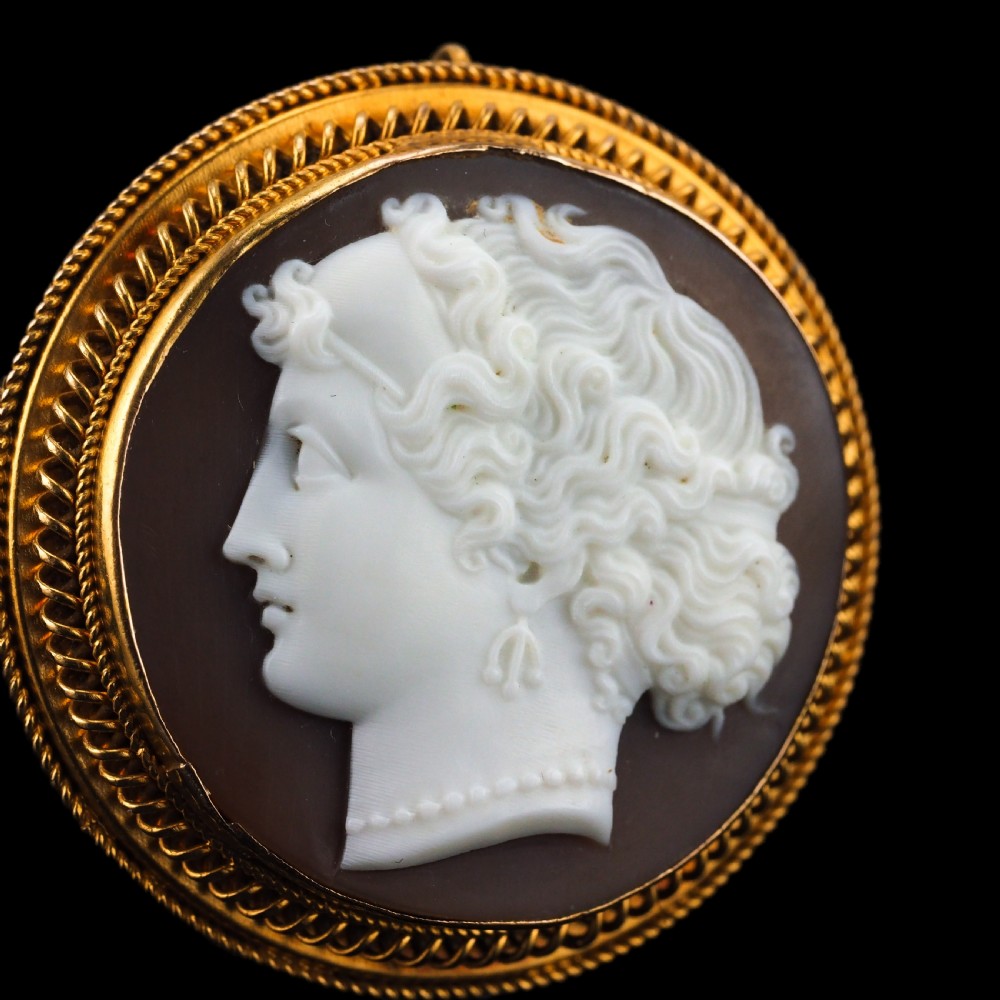 Antique Victorian Cameo 18ct Gold Brooch/Pendant Necklace - c.1880 View XIII