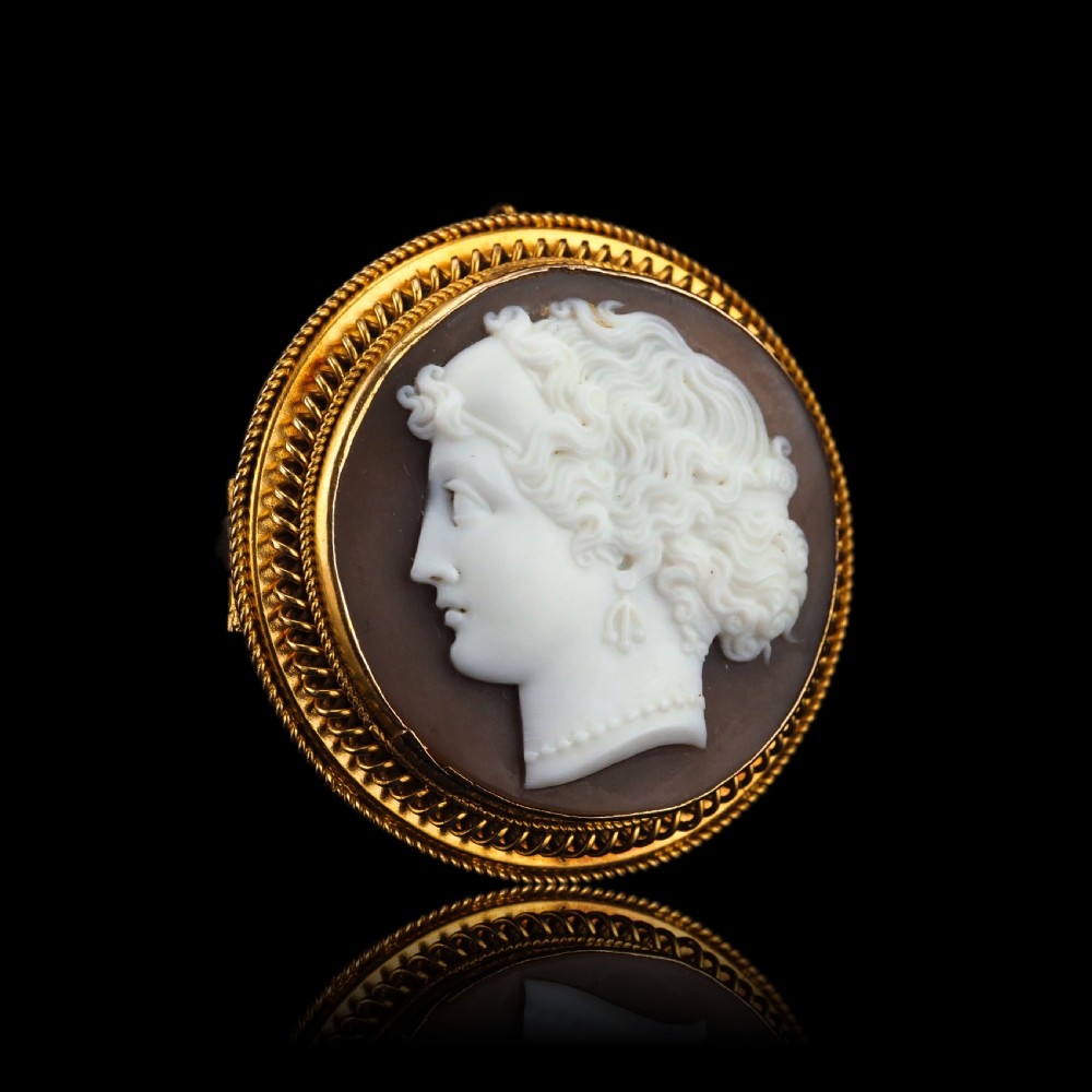 Antique Victorian Cameo 18ct Gold Brooch/Pendant Necklace - c.1880 View XXI