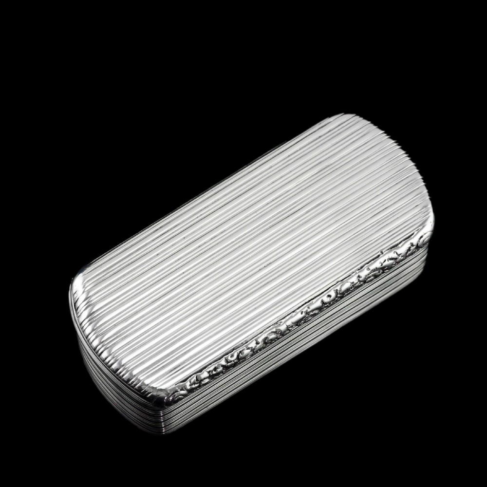 Antique Georgian Solid Silver Snuff Box Oblong Shape with Reeded Lines - Charles Rawlings 1818 View III